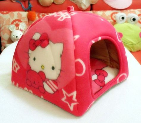 P.L Hello Kitty Soft Sponge Strawberry Small Cotton Soft Dog Cat Pet Bed House S/m/l/xl (35x35x35cm) - http://www.thepuppy.org/p-l-hello-kitty-soft-sponge-strawberry-small-cotton-soft-dog-cat-pet-bed-house-smlxl-35x35x35cm/ Puppy Kennel, Dogs Diy Projects, Hello Kitty Merchandise, Hello Kitty House, Hello Kitty Rooms, Pet Spaces, Cute Furniture, Soft Dog, Pretty Princess