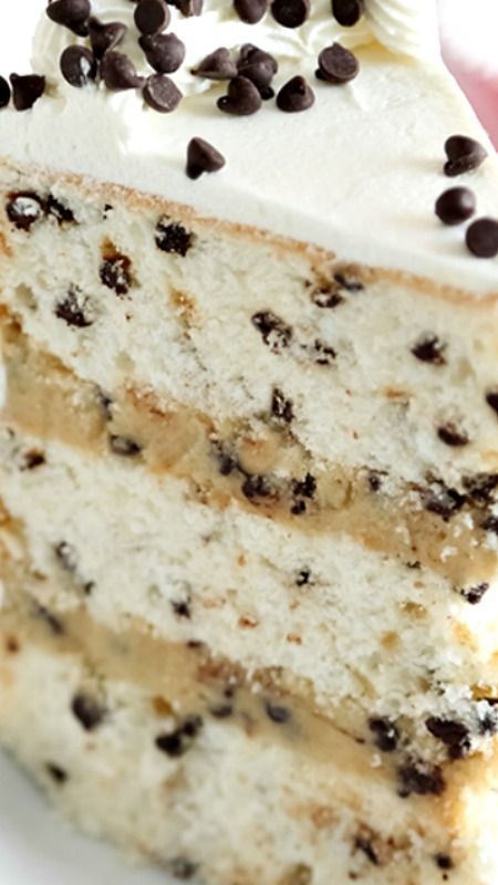 Chocolate Chip Cookies and Milk Cake Recipe White Chocolate Chip Cake Recipes, Milk And Cookies Cake, Cake Pinterest, Cookies And Milk, Cookies Cake, Milk Cake, Layered Cake, Chocolate Chip Recipes, A Piece Of Cake