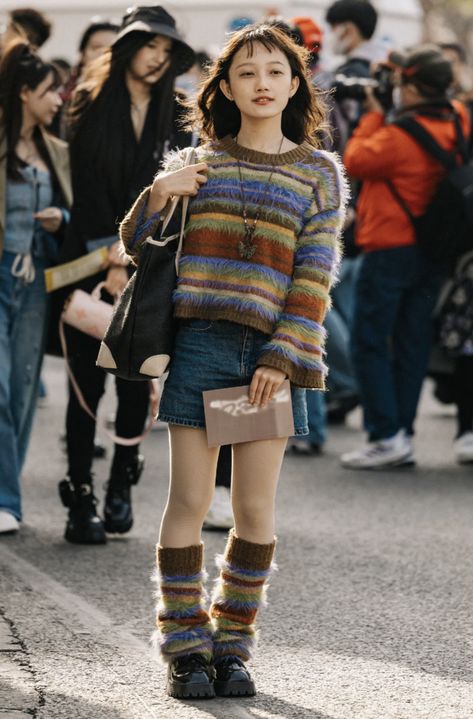 Alexa Chung Plaid Dress, Chummy Fashion, Unif Trail Shoes Outfit, Caplet Outfits, Quirky 90s Fashion, Twee Aesthetic Crochet, Funky Autumn Outfits, 80s Indie Fashion, Colorful Witch Outfit