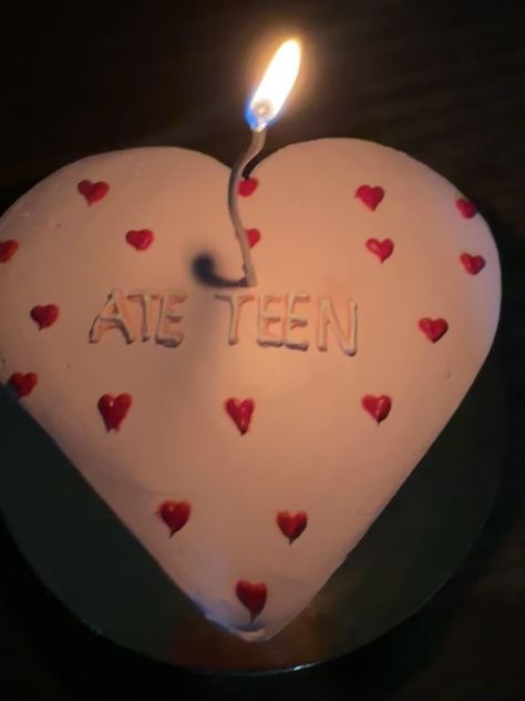 Trendy 18th Birthday Cakes, Big 17 Birthday, Aesthetic 19th Birthday Cakes, 18ty Birthday Cake, Funny Cakes For 18th Birthday, 15th Cake Ideas, Tell Them Im Legal Birthday Cake, Things To Do On 18th Birthday, 18th Birthday Cake Heart