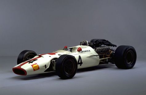 Honda RA300 Soichiro Honda, Classic Race Cars, F1 Cars, Porsche Classic, Classic Racing Cars, Old Race Cars, Honda Motors, Honda Shadow, Formula 1 Car