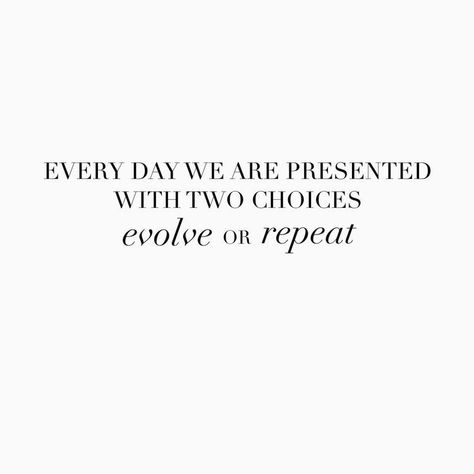 Evolve Or Repeat, 5 Minutes Journal, Catalogue Cover, Quotes Aesthetics, Vintage Wallpapers, Pinterest Trends, Trends Magazine, Positive Self Affirmations, Daily Inspiration Quotes