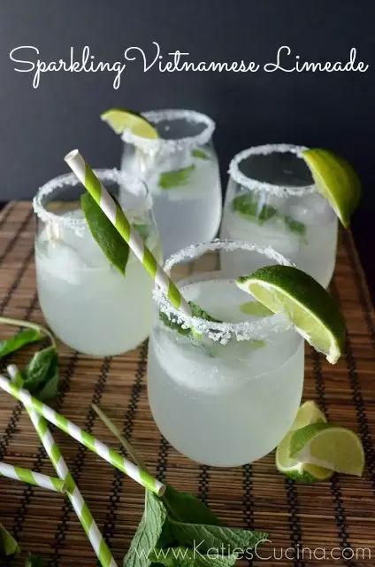 Vietnamese Limeade, Party Food Ideas For Adults, Limeade Drinks, Viet Food, Cocktails Recipes, Party Food Ideas, Drinks Cocktails, Vietnamese Cuisine, Vietnamese Recipes