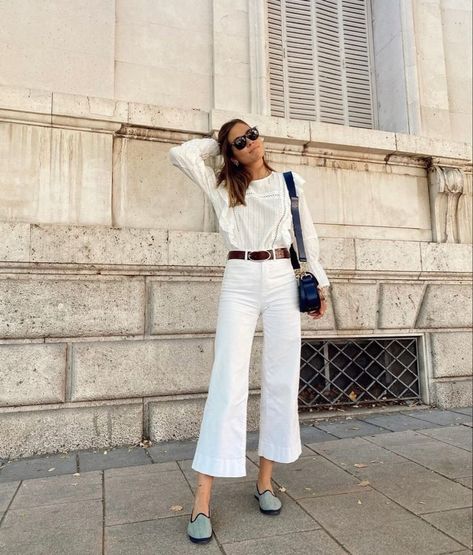 White Denim Culottes Outfit, Radical Chic Outfit, Denim Culottes Outfits, Radical Chic, Culottes Outfit, Denim Culottes, Uni Life, Velvet Shoes, Summer 22