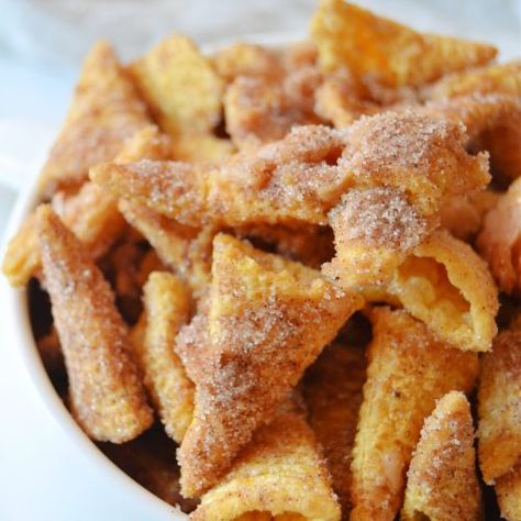 Churro Bugle Snack, Toffee Churro Bugles, Cinnamon Sugar Bugles, Bugle Christmas Treats, Bugle Snack Mix, Bugle Dip, Toffee Bugles, Make Ahead Christmas Treats, Bugles Recipes