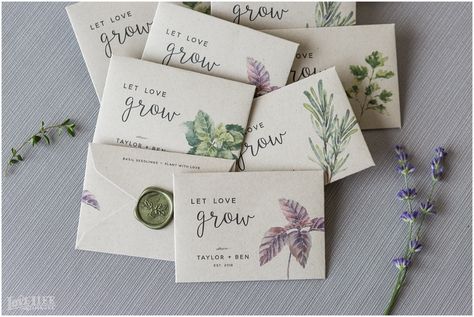 Eco-Friendly Wedding Favor Inspiration Sustainable Wedding Favors, Eco Friendly Wedding Favors, Homemade Wedding Favors, Bridal Shower Tags, Garden Wedding Favors, Seed Wedding Favors, Eco Wedding, Etsy Wedding Favors, Sustainable Wedding