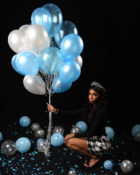 Royal Blue Photoshoot Birthday, Blue Photoshoot Birthday, Blue Birthday Photoshoot, Number Balloons Photoshoot, Blue Photoshoot, Bday Fits, Sweet 16 Pictures, Bday Photoshoot, 16th Birthday Outfit