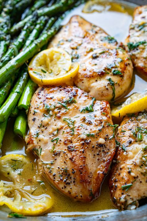 Green Beans Skillet, Lemon Garlic Butter Chicken, Lemon Dill Chicken, Dill Butter, Chicken And Green Beans, Chicken And Asparagus, Dill Recipes, Lemon Herb Chicken, Closet Cooking