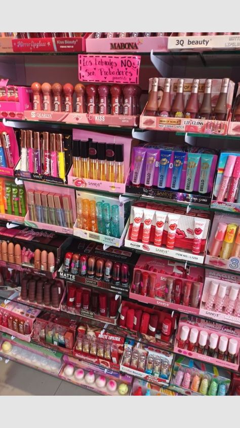 Beauty Supply Store Makeup, Essence Aesthetic, Maquillage Yeux Cut Crease, Lip Gloss Homemade, Essence Makeup, Lip Balm Collection, Hairstyles Beach, Sephora Skin Care, Body Hygiene