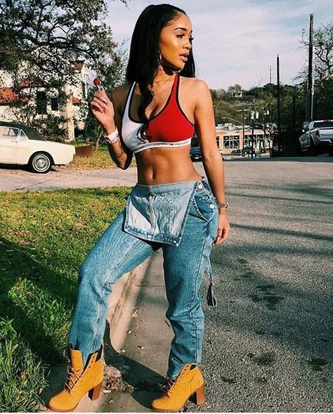 Saweetie ❤️ #saweetie #prettygirl  #highmaintenance PINTEREST:DEE✨✨ Sweetie Rapper, Hip Hop Look, 90s Party Outfit, Icy Girl, Rapper Outfits, Board Pin, 90s Hip Hop, 90s Fashion Outfits, 90s Outfit