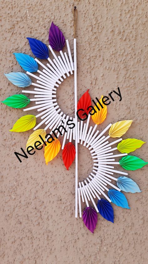 Flower Making Crafts, Paper Flower Wall Decor, Paper Wall Hanging, Newspaper Crafts, Wall Hanging Crafts, How To Make Paper Flowers, Paper Wall Art, Paper Flowers Craft, Diy Paper Crafts Decoration