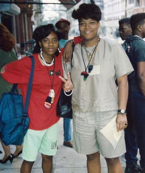 MC Lyte and Queen Latifah Queen Latifah 90s, Mc Lyte, History Of Hip Hop, 80s Hip Hop, Hip Hop Classics, Latin Quarter, 90s Hip Hop Fashion, Real Hip Hop, Hip Hop And R&b