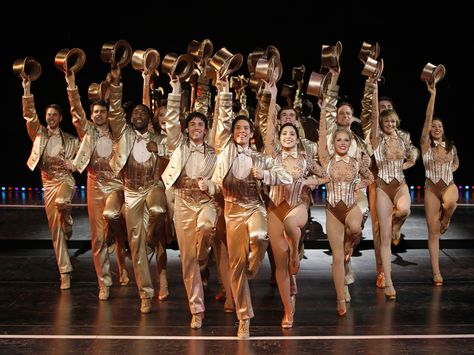 "A Chorus Line" Musical Theatre Shows, Broadway Dance, Modern Dans, Mystery Train, Image Book, Everybody Dance Now, Chorus Line, A Chorus Line, Alvin Ailey