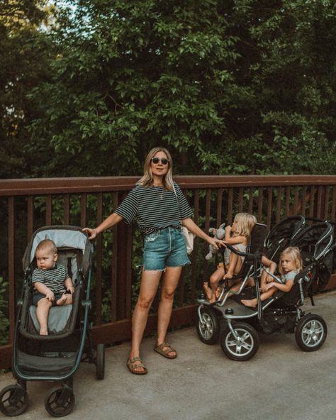 Hippie Mom Style, Arizona Summer Outfits, Birkenstock Summer Outfit, Arizona Birkenstock Outfit, Birkenstock Arizona Outfit, Birkenstock Outfit Summer, Mom Style Summer, Hippie Mom, Casual Mom Style