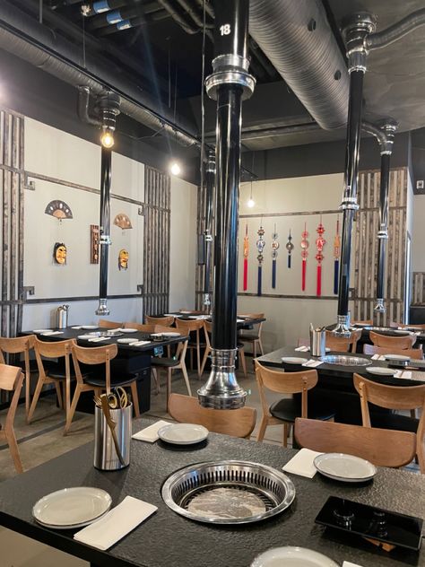 #aesthetic #koreanbbq #korean #food #restaurant #datenight Nara, South Korean Restaurant, Korean Bbq Restaurant Aesthetic, Korea Restaurant Aesthetic, Fancy Korean Restaurant, Korean Tent Restaurant, Korean Restaurant Aesthetic Interior, Korean Bbq Restaurant Interior Design, Korean Bbq Restaurant Interior