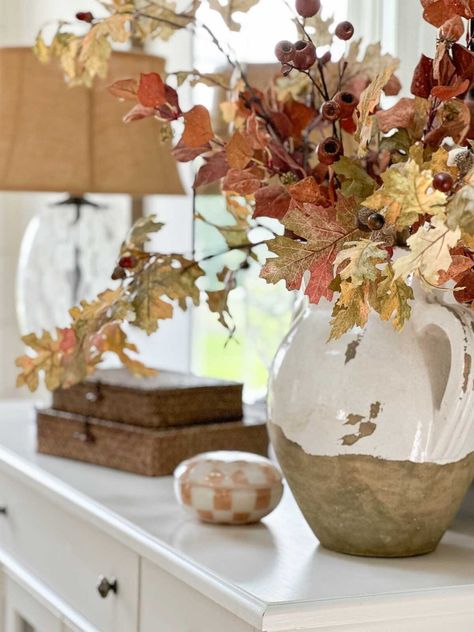 10 Things To Do Now To Be Ready For Fall - StoneGable Fall Elements, Fall Table Centerpieces, Big Vases, White Ginger Jars, Fall Arrangements, Autumn Nature, Ready For Fall, Decor Essentials, Fall Centerpiece