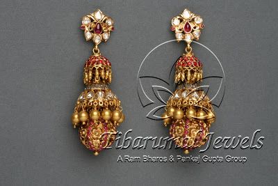 Indian Jewellery and Clothing: Antique temple designs of jhumkas made of dull gold and studded with rubies and emeralds Couture, Jhumka Designs, Gold Earrings Indian, Gold Jhumka Earrings, Gold Earrings Models, Antique Gold Jewelry Indian, Gold Necklace Indian, Antique Jewelry Indian, Indian Jewellery Design Earrings