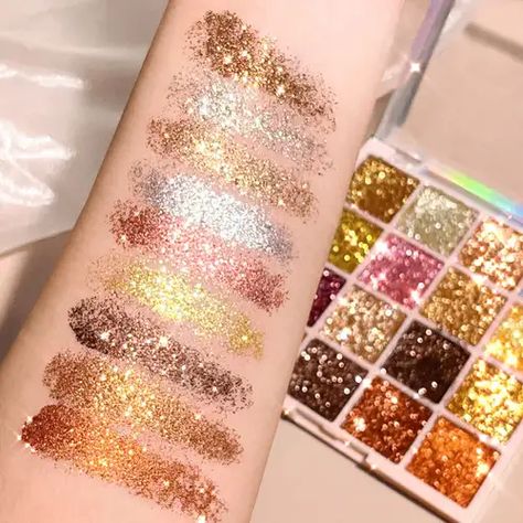 Glitter Eyeshadow Palette, Large Sequins, Eyeshadow Base, Cosmetic Glitter, Fancy Makeup, Stage Makeup, Glitter Eyeshadow, Eyeshadow Brushes, Party Makeup