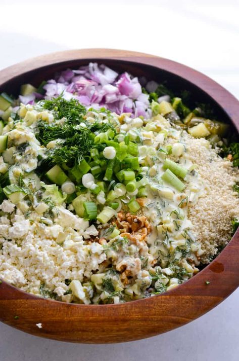 Crunchy Dill Pickle Salad Dill Pickle Rice, Pickle Salad Recipes, Dill Pickle Chickpea Salad, Trader Joes Salad Ideas, Pot Luck Salads, Salad Recipes Meal Prep, Recipes With Pickles, Fun Salad Recipes, Pickle Coleslaw