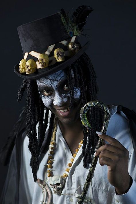 Papa Legba... Voodoo Makeup, Witch Doctor Costume, Voodoo Costume, Papa Legba, Doctor Costume, Mardi Gras Costumes, Pinterest Video, Witch Doctor, College Halloween