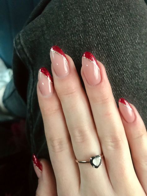 Red And Silver Tip Nails, Red And Gold French Tip Nails Almond, Red Nails For Wedding Guest, Gel Nails Ideas Christmas Simple, Nails To Go With A Red Prom Dress, Nails For Dark Red Dress, Red Prom Dress Nails Ideas, Nails To Match Red Dress Prom, French Red Nails Ideas