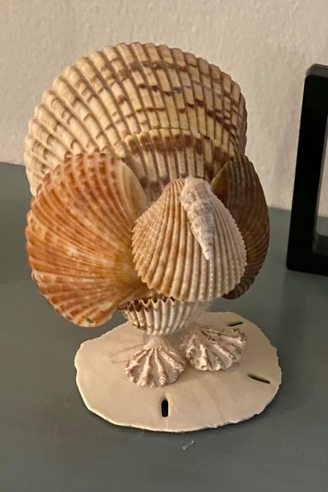 Fall Seashell Decor, Seashell Birds, Shell Creatures, Birds Crafts, Seashell Animals, Shells Crafts, Sea Stuff, Seashell Art Diy, Shell Animals