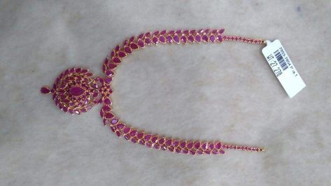 Kempula Haram Designs, Kempu Necklace, Ruby Necklace Designs, Temple Jewellery Earrings, Haram Designs, Antique Gold Jewelry Indian, Fancy Jewelry Necklace, Gold Jewelry Simple Necklace, Beautiful Gold Necklaces