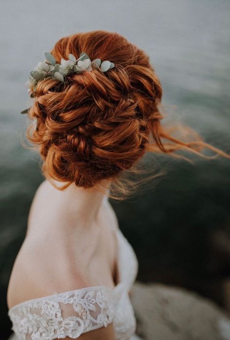 Redhead Updo Wedding, Wedding Hair Updo Red Hair, Bride Hair Redheads, Wedding Updo Red Hair, Redhead Wedding Hairstyles, Auburn Hair Wedding, Brides With Red Hair, Red Head Bride Hair, Red Hair Bride Hairstyles