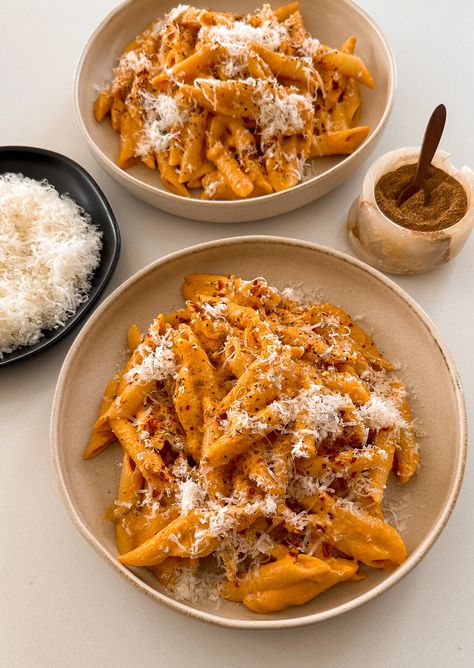 Pumpkin Pasta , Pumpkin is not only for sweet desserts, it tastes incredible in savory recipes as well like this creamy Pumpkin Pasta! The brown butter and sage pair so Pumpkin Pasta Aesthetic, Savoury Pumpkin Recipes, Pumpkin Savory Recipes, Pumpkin Pasta Recipes, Pumpkin Recipes Savory, Autumn Pasta, Pasta Pumpkin, Pumpkin Spice Recipes, Popular Breakfast Recipes