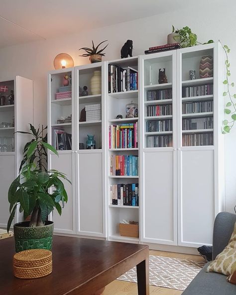 Inspiration gallery - IKEA Ikea Billy Home Office, Ikea Living Room Inspiration, Ikea Billy Doors, Ikea Billy Bookcase With Doors, Ikea Living Room Wall, Billy Bookcase Living Room, Ikea Home Office Hacks, Billy Ikea Living Room, Ikea Hacks Bookshelves