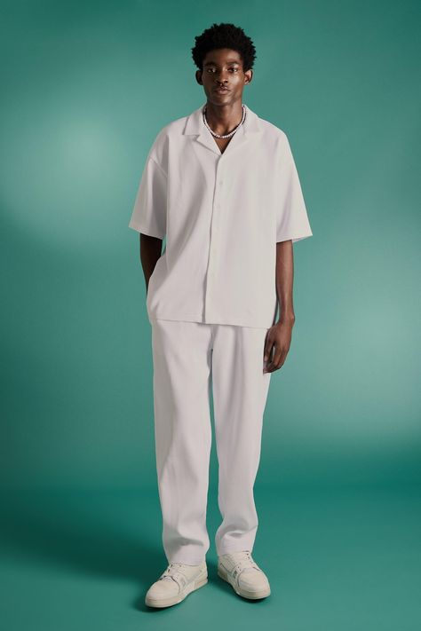 Oversized Shirt And Shorts Outfit Men, Patterned Mens Shirt, Man All White Outfit, Best Summer Outfits For Men, White Party Attire Men, Men Sets Outfit, White Outfit Men Casual, Full White Outfit Men, All White Outfit Men Casual