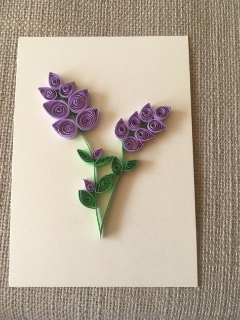 Simple Quilling Ideas Easy, Quilled Paper Art Easy, Quiling Paper Ideas, Paper Quilling Designs Creative, Easy Paper Quilling Ideas, Quilling For Beginners, Easy Paper Quilling, Diy Paper Wall Hanging, Diy Quilling Crafts