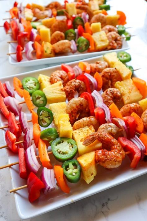 Pineapple Shrimp Skewers before cooking Shrimp And Pineapple Skewers, Shrimp Kebabs Grilled, Shrimp Skewers In Oven, Pineapple Shrimp, Kabob Skewers, Shrimp Skewers, Marinated Shrimp, Homemade Salsa Recipe, Skewer Recipes