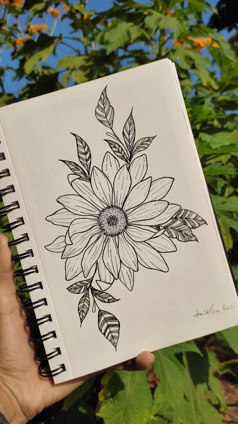 Floral Pen Art, Rose Drawing Simple Sketch, Flower Field Drawing Pencil, Sunflower Sketch Pencil, Disney Animation Art Sketches, Sunflower Drawing Pencil, Sunflower Art Drawing, Pen Doodles Aesthetic, Sketchpad Ideas