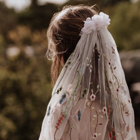 Embroidered Wedding Veil Stella York, Bohemian Bride, Nontraditional Wedding, Embroidered Wedding, Black Wedding Dresses, The Veil, Wedding Dress Sleeves, Wedding Dresses Romantic, Perfect Wedding Dress