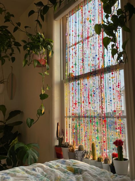 Aesthetic Room Curtain Ideas, Aesthetic Beaded Curtain, Aesthetic Bead Curtain, Curtain Beads Bedrooms, Bead Bedroom Decor, Bead Window Decor, Beaded Curtain Art, Beads On Windows, Bohemian Beaded Curtains