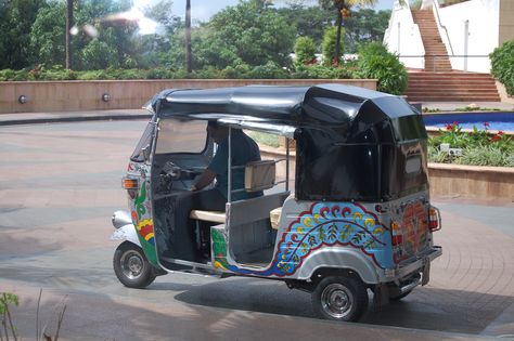 Mumbai Piaggio Ape, Tuk Tuk, India Asia, Recreational Vehicles, Uniqlo, Mumbai, India, Cars, Vehicles