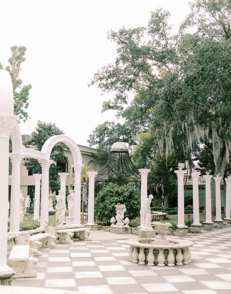 10 + Wedding Venues Located In Florida That We Love | terrieimages.com Florida Wedding Venues Beach, Riverview Florida, Tuscan Inspired Wedding, Orlando Wedding Venues, Indoor Reception, Florida Wedding Venues, Wedding Venues Beach, Wedding Beach Ceremony, Wedding Reception Locations