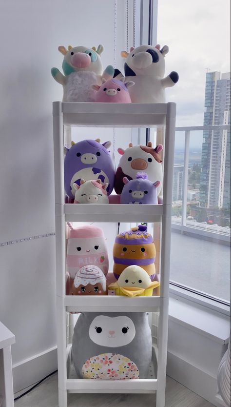 Squishmellow Shelf, Squishmallows Aesthetic Collection, Plushie Storage Aesthetic, Plushies Collection Room, Squishville Display, Plushie Organization, Squishmallow Storage, Squishmallow Collection, Ikea Bed Hack