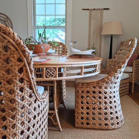 Egg Furniture, Wicker Dining Table, 60 Round Dining Table, Dinning Set, Rattan Table, The Dining Room, Rattan Chair, Wicker Furniture, Magnifying Glass