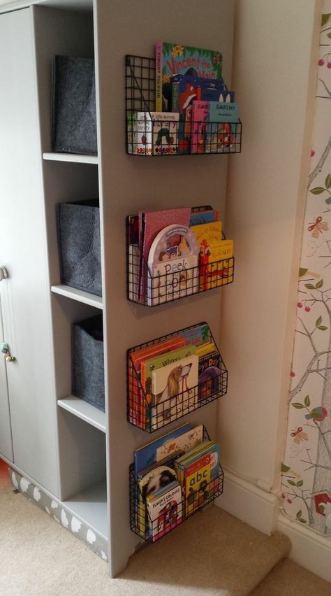 Daycare Craft Organization, Toddler Library Ideas, Kids Art Corner Ideas, Diy Kids Closet Organization, Small Kids Bedroom Organization, Small Room Kids Ideas, Kids Room Organization Small Spaces, Narrow Shelf Decor, Storage Ideas For Kids Room