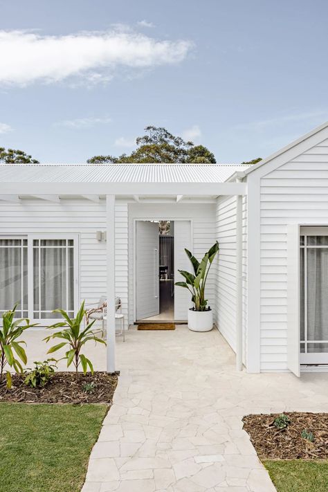 Styling An Entryway, Coastal Facade, Coastal Exterior, Weatherboard House, White Exterior Houses, Clad Home, Beach House Exterior, Coastal Holiday, Beach Shack