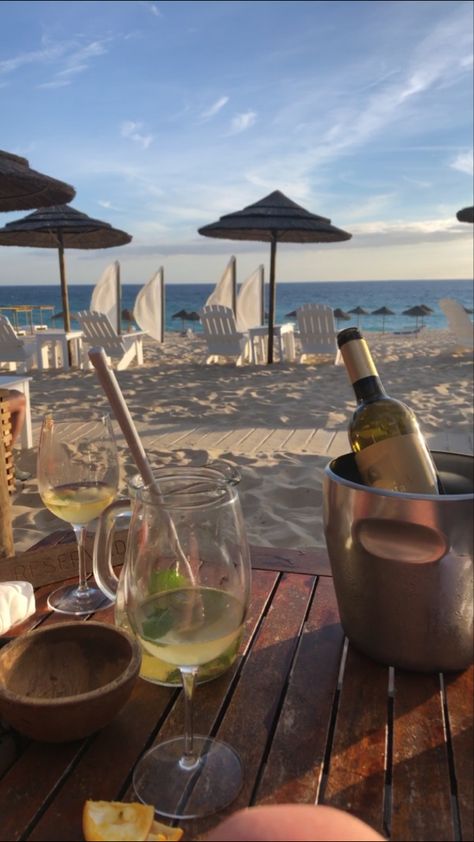 Greece Wine Aesthetic, Wine At Beach Aesthetic, Drinks At The Beach Aesthetic, Drink Beach Aesthetic, Drinks Beach Aesthetic, Beach Drink Aesthetic, Beach Drinks Aesthetic, Kos Aesthetic, Turks And Caicos Aesthetic