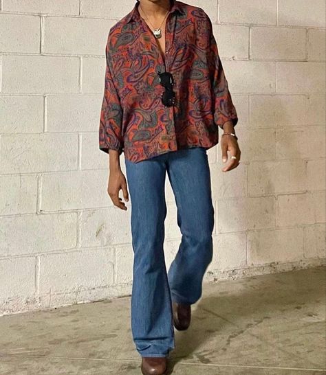 Retro Outfits 70s Vintage Fashion Men, Retro Outfits 70s Vintage Fashion, Mens 70s Outfits, Hippie Outfits Men, Outfits 70s Style, 70s Outfits Men, Vintage Fashion Men, 70s Fashion Men, 90s Japanese Fashion Magazine