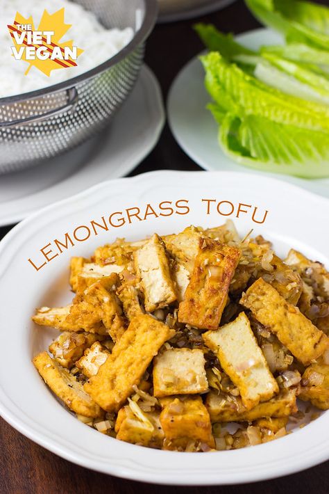 Lemongrass Tofu, Meat Meals, Tempeh Recipes, Tofu Dishes, Vegan Asian, Fried Tofu, Recipes Vegan, Tofu Recipes, Meatless Meals