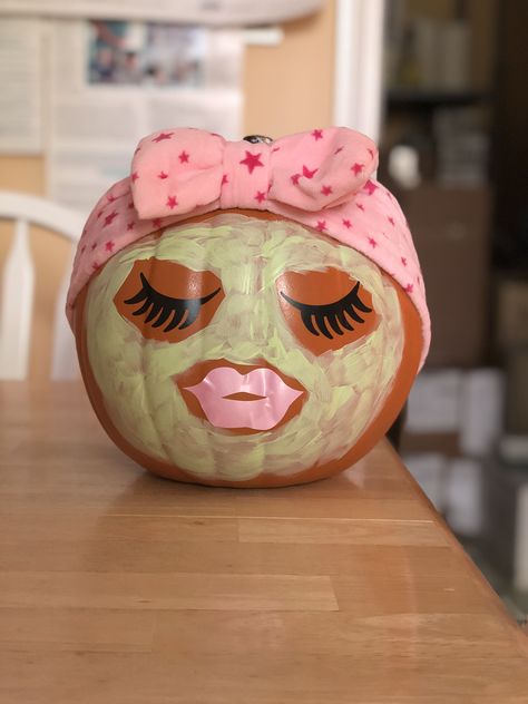 What To Paint My Pumpkin, Natal, Pumpkin Face Mask Paint, Facial Pumpkin Painting, Colorful Pumpkin Painting Ideas, Pumpkin Decor Contest, Spa Day Pumpkin Painting, Disney Character Pumpkins Painted, Pumking Painting Ideas Cute