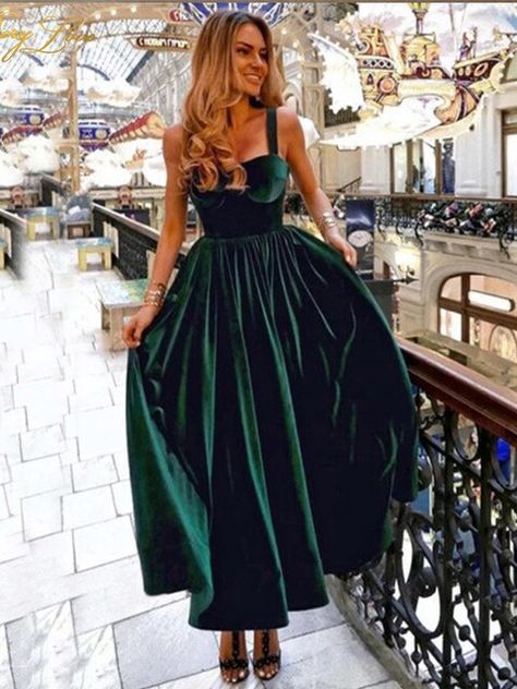 Velvet Prom Dresses, Dresses Elegant Short, Tea Length Prom Dress, Evening Midi Dress, Emerald Green Velvet, Prom Dresses Simple, Special Occasion Gowns, Velvet Prom Dress, Beach Wedding Dress Boho