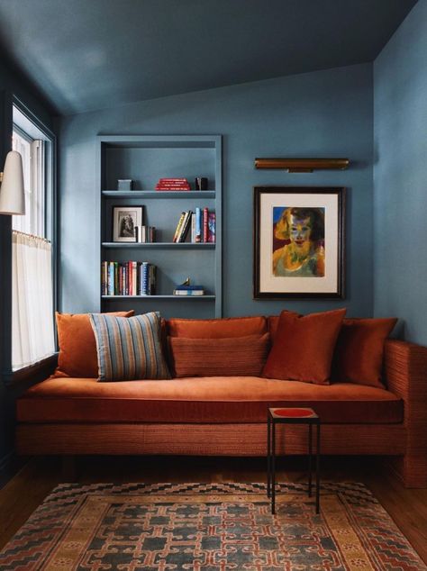 Living Room Drawing, Small Sectional Sofa, Latest Sofa Designs, Deco Salon, Casa Container, Blue Living Room, Blue Rooms, World Of Interiors, A Living Room