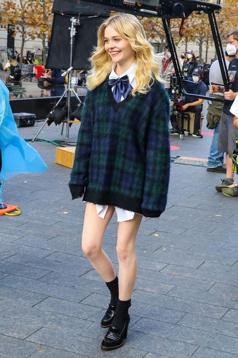 Prep Style, Gossip Girl Cast, Estilo Gossip Girl, Gossip Girl Reboot, Gossip Girl Outfits, 여자 패션, Mode Inspiration, Looks Style, Preppy Outfits