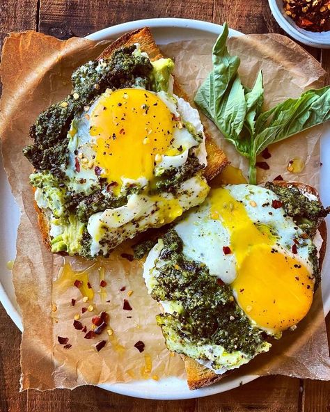 Fried Egg Recipes, Pesto Eggs, Eggs Recipe, Fried Eggs, Savory Breakfast, Breakfast Brunch Recipes, Food 52, Fried Egg, Egg Recipes